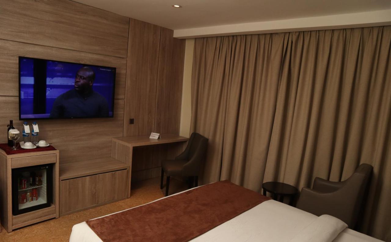 Monty Suites קלבאר מראה חיצוני תמונה